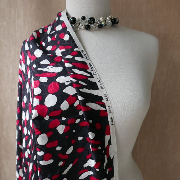 Pure Silk Sewing Fabric Remnant, Black Red White Roberto Feretti Designer Print - Picture 3 of 10